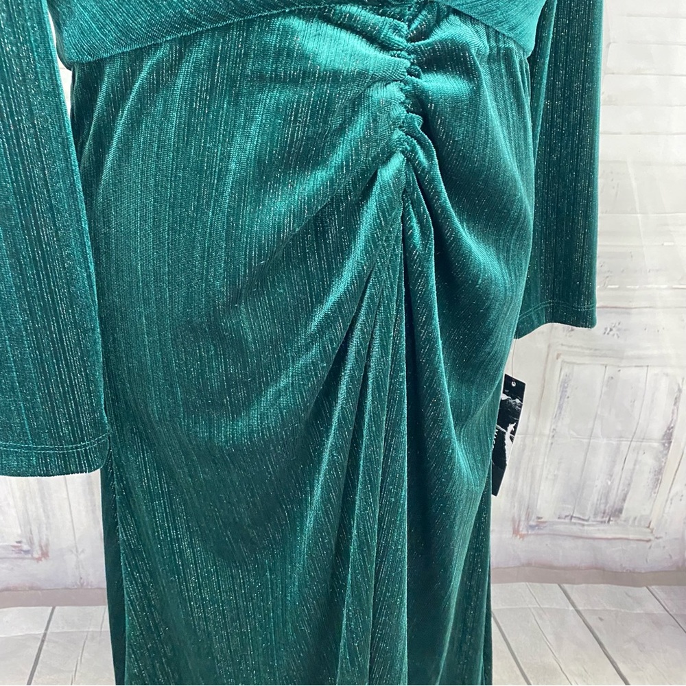 Maggy London Sz 12 Green Metallic Striped 3/4 Sleeve Velvet Midi Cocktail/Formal - Picture 13 of 15